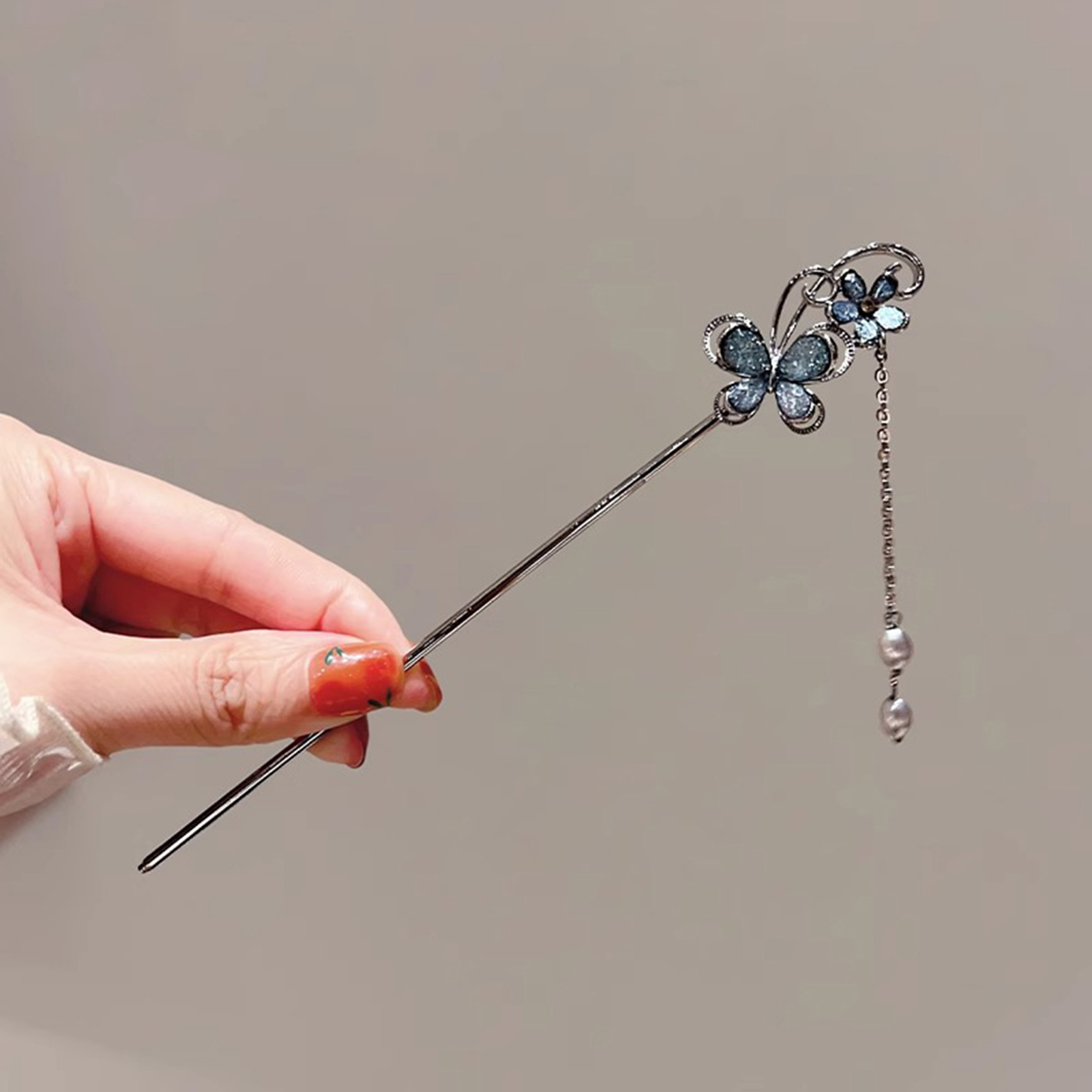 Women Fashion Hub - Butterfly Tassel Hairpin Hair Sticks Hairpin