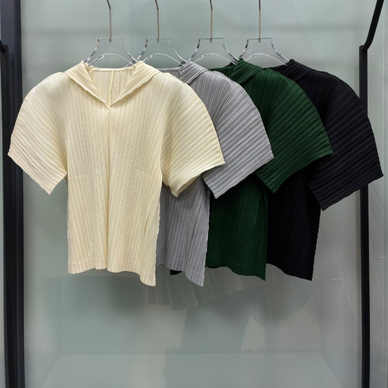Miyake Pleated Hoodie and Shor - огляд і ціна Women'S Fashion Sweatshirts
