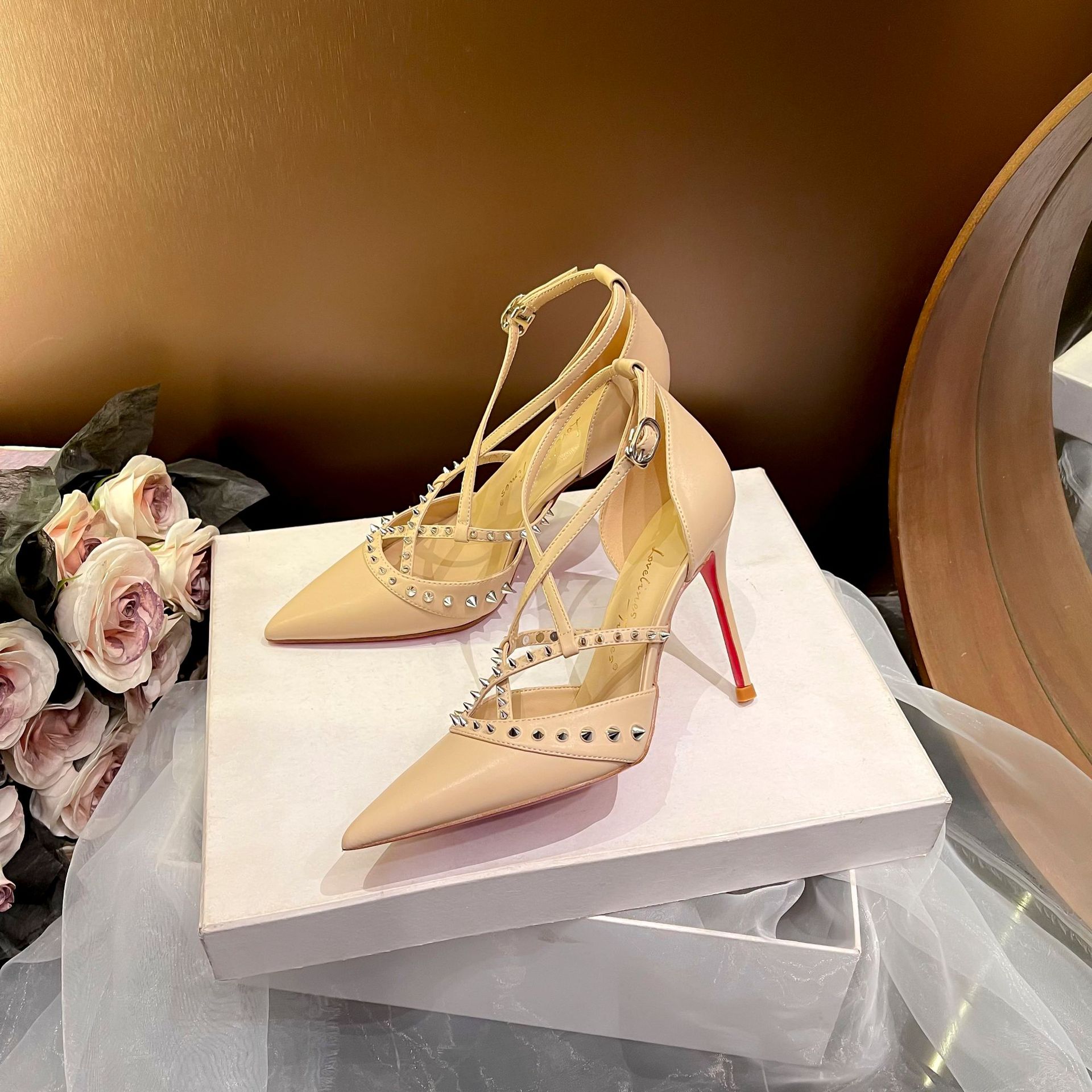 Retro Woman Shoes Sandals Stil - огляд і ціна Women'S Fashion Sandals